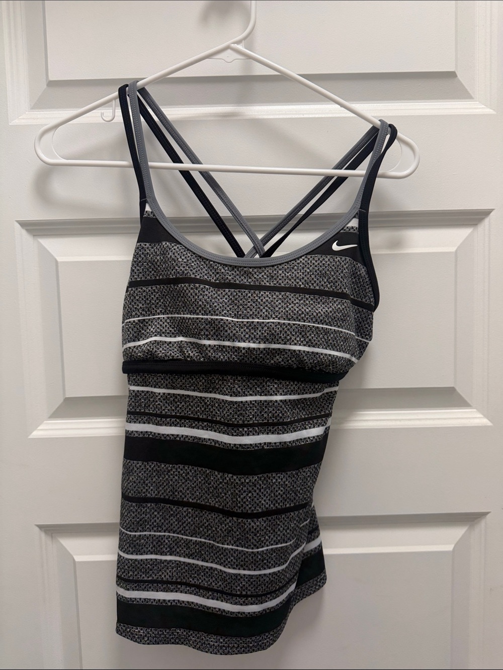 Nike Strappy Performance Tank - Black & Gray